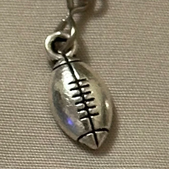 Handmade – NWOT – Silver tone hook earrings with football dangle - Picture 2 of 3